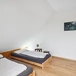 Holiday home 4 Bedroom Awesome In