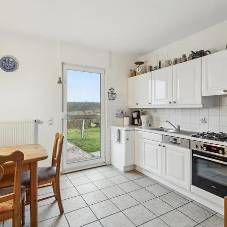 Holiday home 4 Bedroom Awesome In