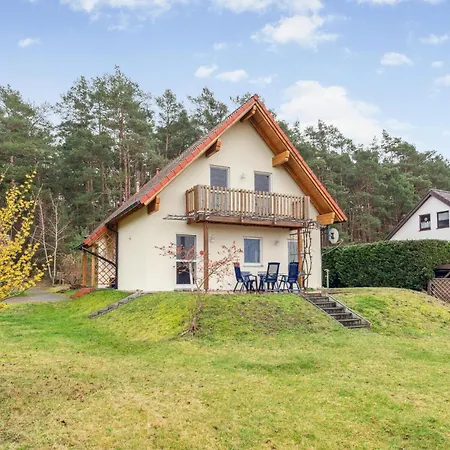 Holiday home Stunning In Schenkendoebern With Wi-fi